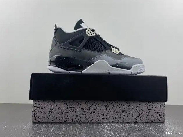 Fear Retro 4 626969-030 (2013) Pack Jordan 0531